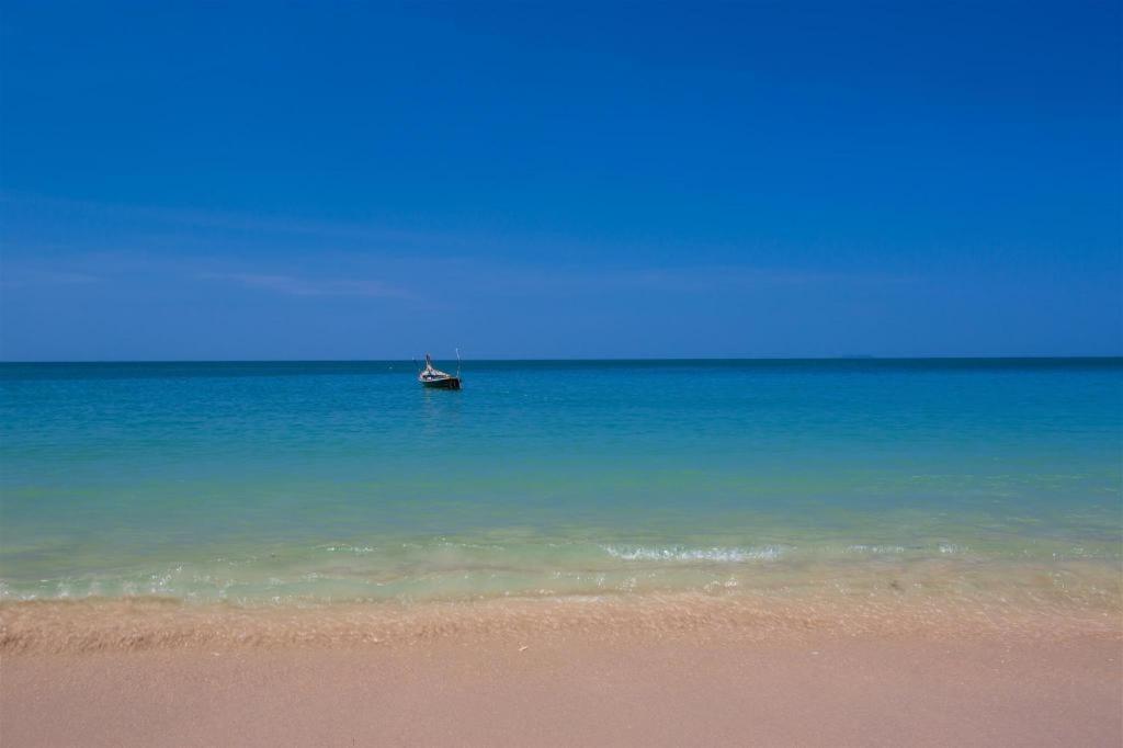 ホテル Relax Beach House Ko Lanta エクステリア 写真