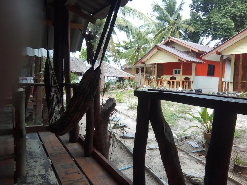 ホテル Relax Beach House Ko Lanta エクステリア 写真