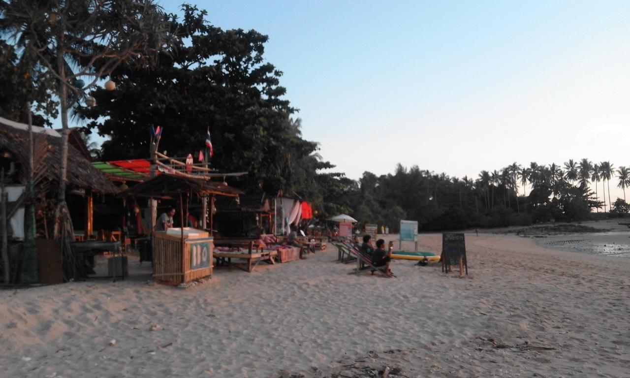 ホテル Relax Beach House Ko Lanta エクステリア 写真