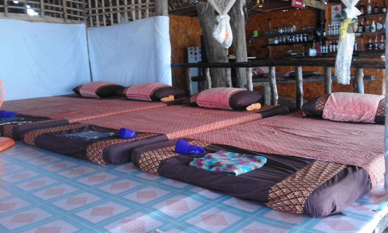 Relax Beach House Ko Lanta エクステリア 写真